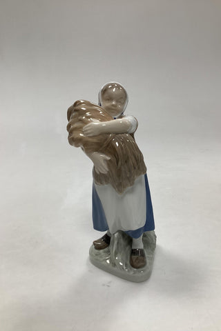 Royal Copenhagen Figur Pige med Neg No. 908