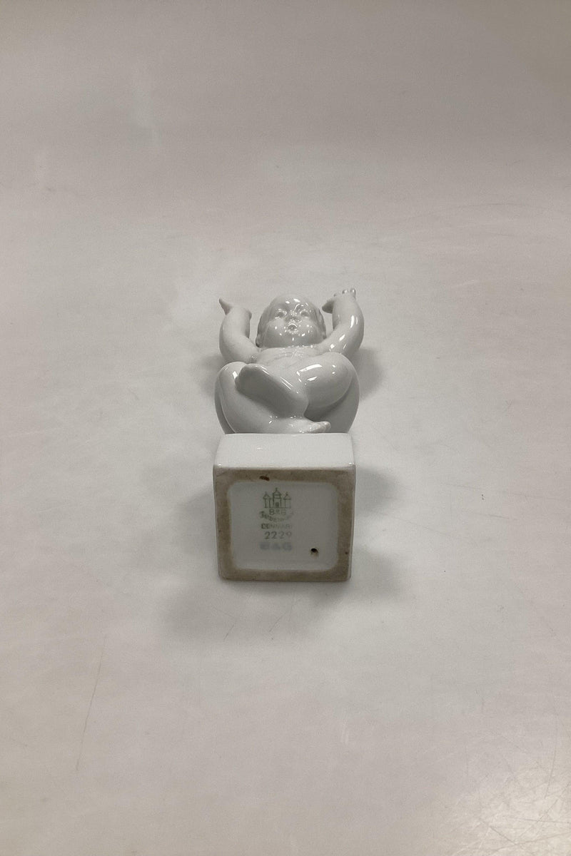 Bing og Grøndahl Blanc de Chine Figur "Så stor" No. 2229 - Danam Antik