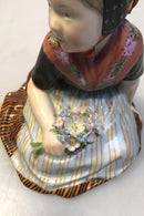 Royal Copenhagen Overglasur Figur af Færø Blomster Pige No 12416 - Danam Antik