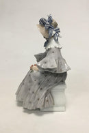 Royal Copenhagen Figur No 1785 Kvinde med Roser Christian Thomsen - Danam Antik