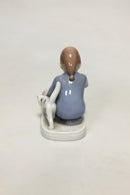 Bing & Grøndahl Figur af Julemad No 2305 - Danam Antik