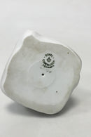 Royal Copenhagen Figur af Dreng med puder No 2604 - Danam Antik