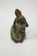 Royal Copenhagen Stentøjsfigur af liggende Hjortekid No 20506 - Danam Antik