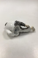 Royal Copenhagen Figur Dreng med frokost No 865 - Danam Antik