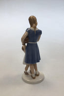 Bing & Grøndahl Figur Pige med hundehvalp No 2202 - Danam Antik