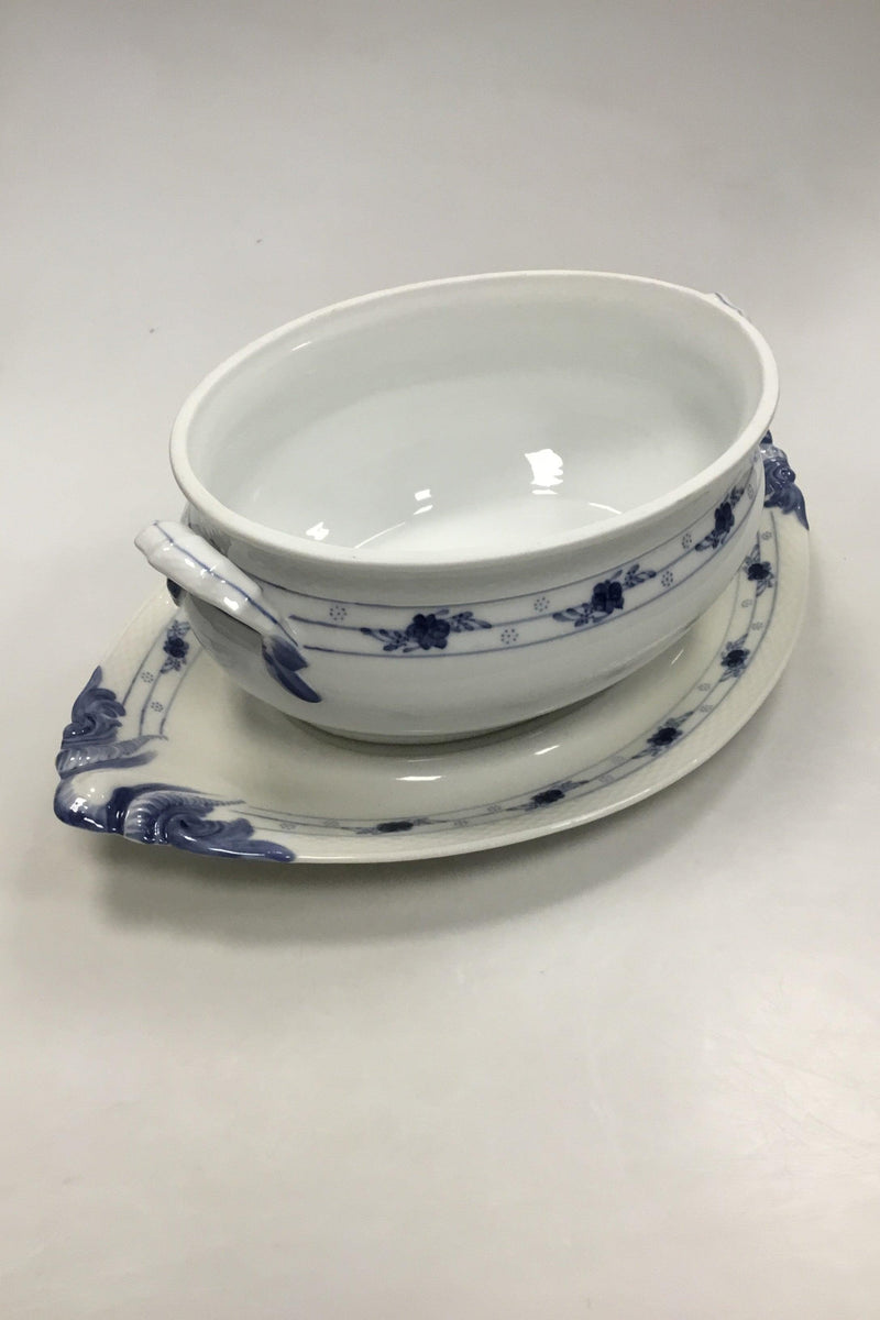 Royal Copenhagen Rosenknop Terrin u/låg No 8034 med underfad No 8035 - Danam Antik
