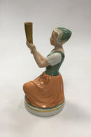 Royal Copenhagen Figur Pige med Guldhorn No 12242 - Danam Antik