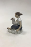 Bing og Grøndahl Figur af Pige med lam No 2336 - Danam Antik