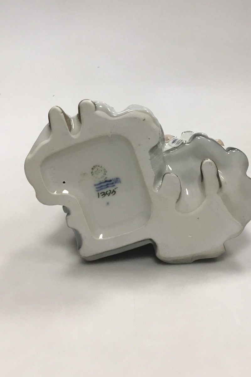 ロイヤルコペンハーゲン フィギュアリーディング アマガーガールズ No 1395