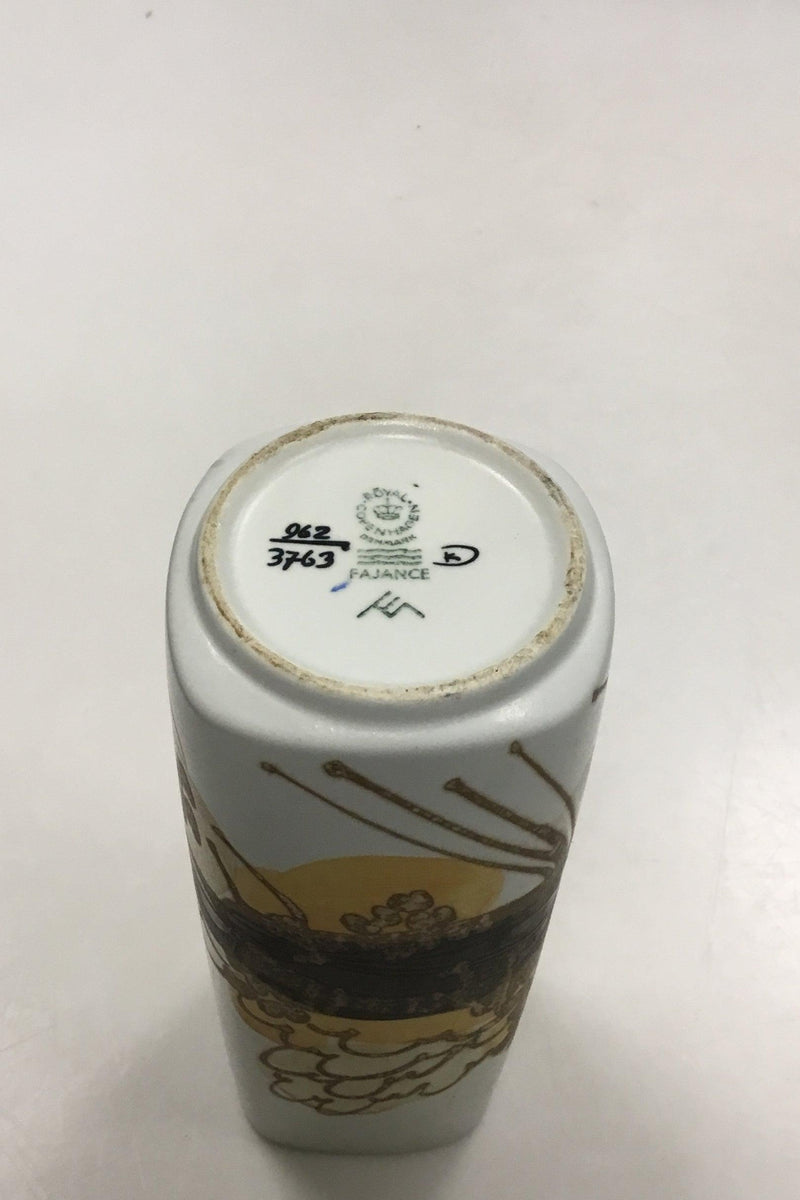 Royal Copenhagen Moderne Fajancevase No 962/3763 - Danam Antik