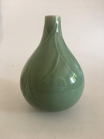 Axel Salto for Royal Copenhagen Stentøjsvase i Grøn Celadon Glasur - Danam Antik