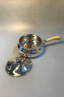 Evald Nielsen Lågkasserolle af Sølv med håndtag af Elfenben - Danam Antik