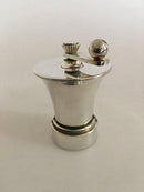 Georg Jensen Pyramide Peberkværn i Sterling Sølv af Harald Nielsen No 632 - Danam Antik
