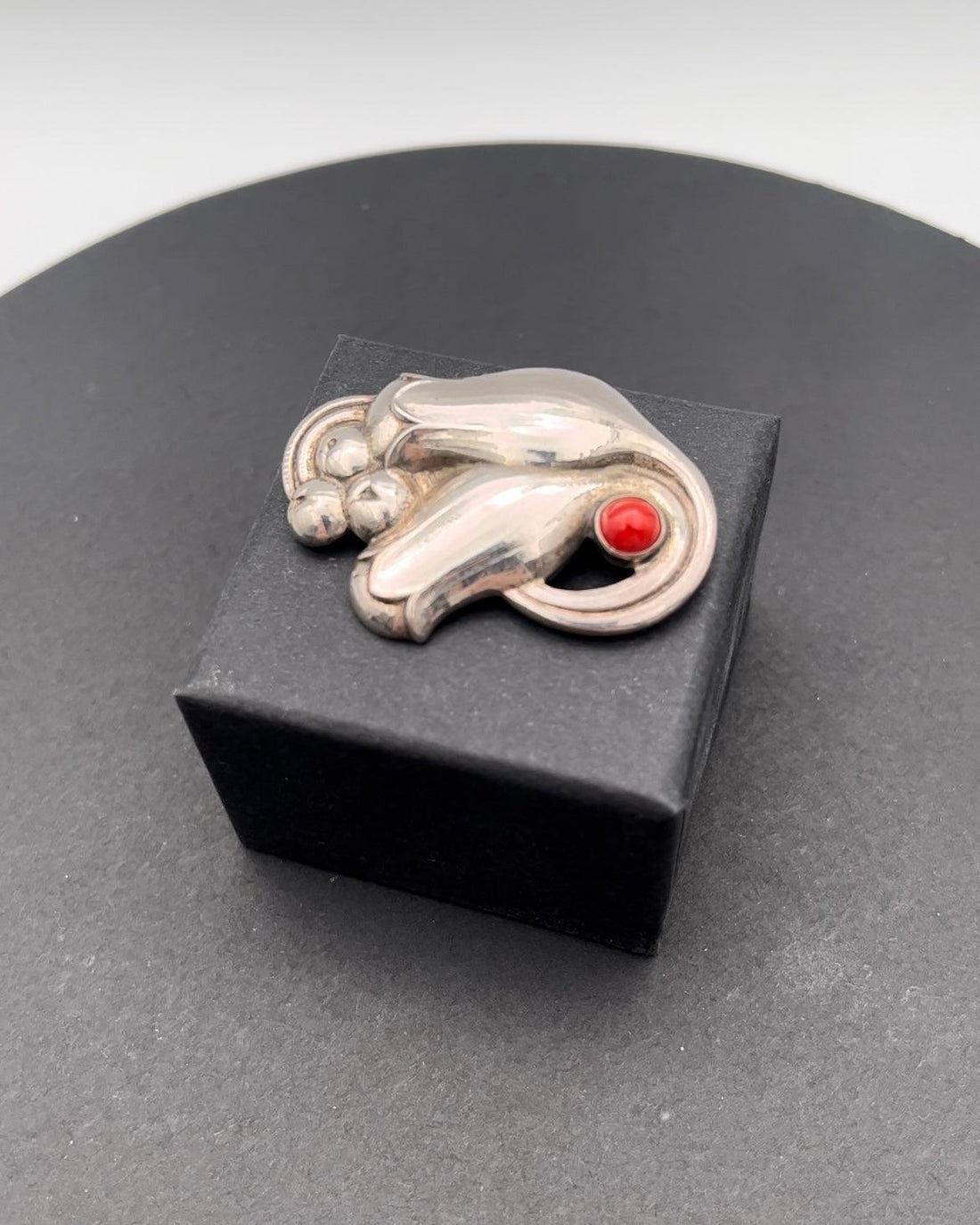 GEORG JENSEN ジョージジェンセン ブローチ No.100B