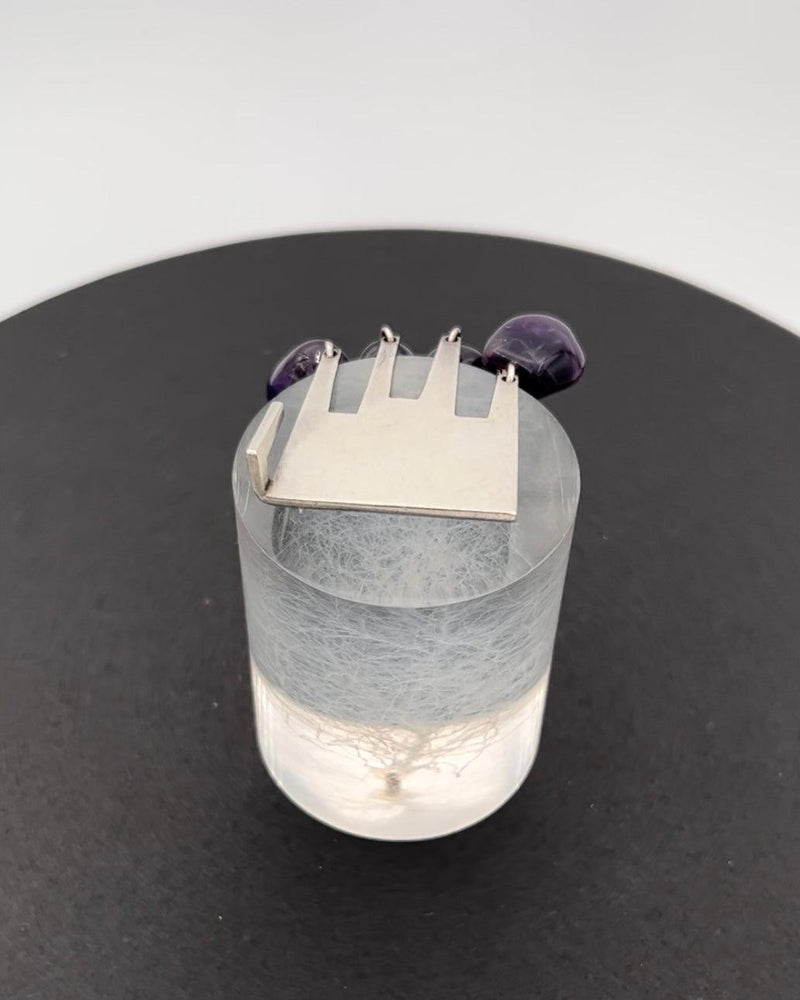 Ole Bent Petersen for Sølvform Sterling Sølv Broche med Amethyst Sten - Danam Antik