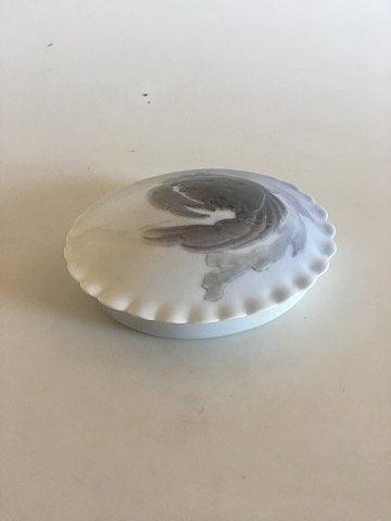 Royal Copenhagen Art Nouveau Krabbendeckel Schale Nr. 19/9. Misst 15,5cm und ist in gutem Zustand
