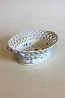 Royal Copenhagen Musselmalet Helblonde Oval Frugtskål med gennembrudt kant No 1057 - Danam Antik