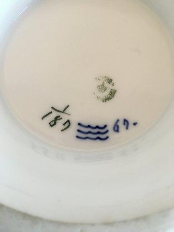 Royal Copenhagen Musselmalet Riflet Kagefad på fod No 187 - Danam Antik