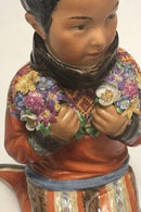 Royal Copenhagen Overglasur Figur af Grønlandsk Pige No 12415 - Danam Antik