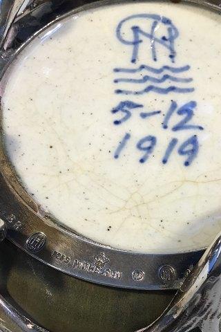 Royal Copenhagen(Patrick Nordstrøm)Stentøjskrukke med Anton Michelsen Sølvmontering og ametyster - Danam Antik