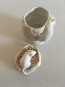 Royal Copenhagen Sjælden Lågskål. Kornsæk med Mus i Porcelæn - Danam Antik