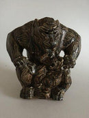 Royal Copenhagen Stentøjsfigur Abemor med unge af knud Kyhn No 20200 - Danam Antik